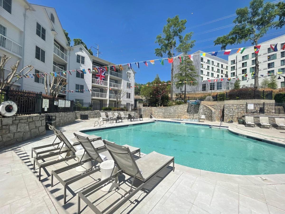 Hotel Indigo Atlanta Vinings By Ihg Смирна Екстериор снимка