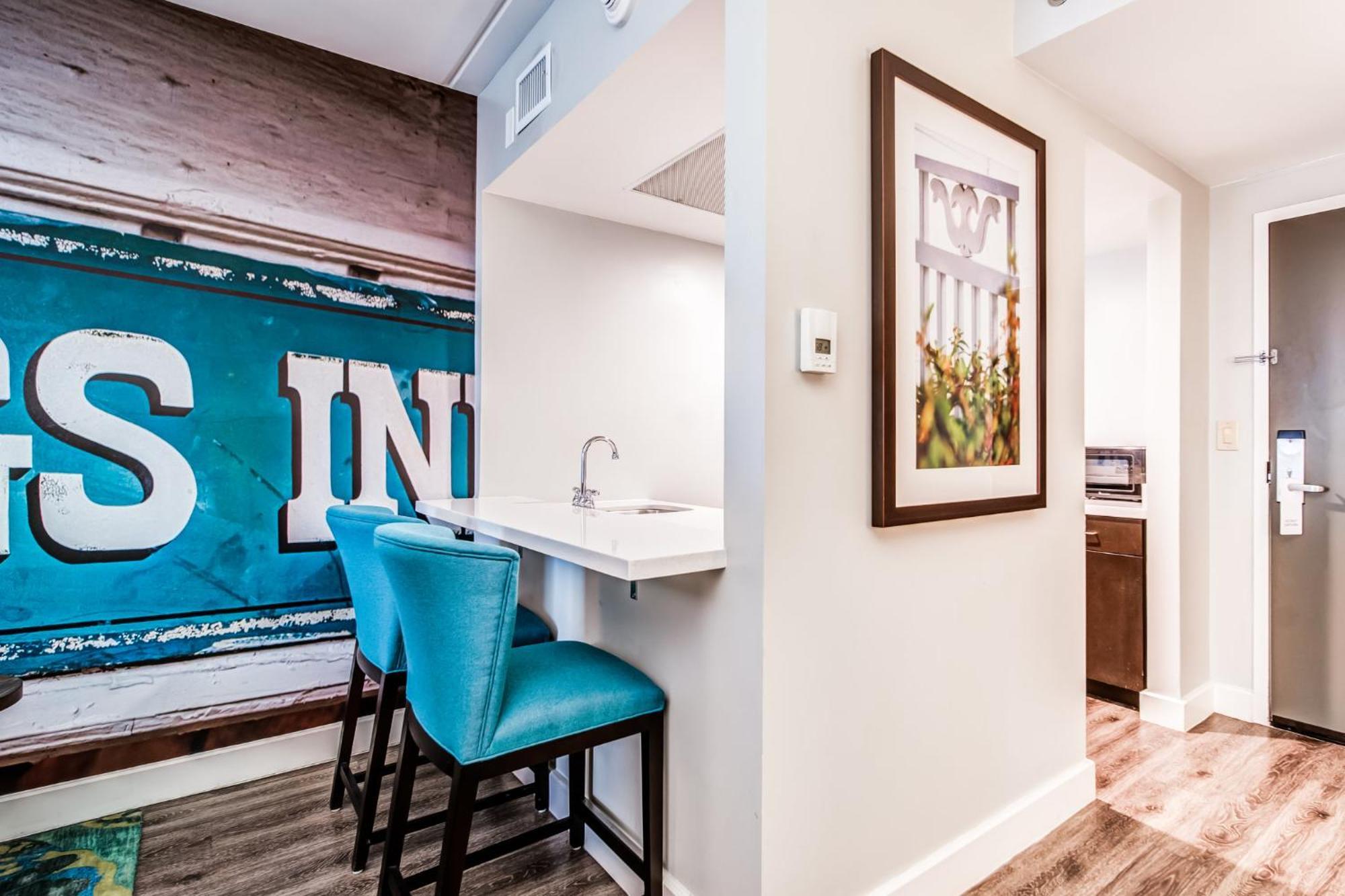 Hotel Indigo Atlanta Vinings By Ihg Смирна Екстериор снимка